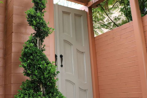 Maison De May Boutique Bed & Breakfast - Perth Resorts 3