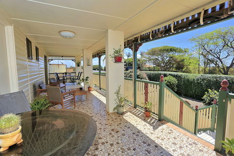 Dunelm House Bed And Breakfast - Perth Resorts 1