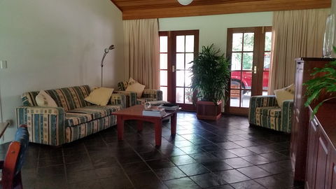 Mescal's At Pampoolah B&B - Perth Resorts 0