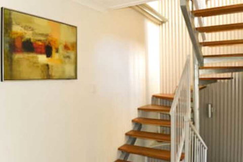 Seaspray Apartments - Accommodation Perth 4