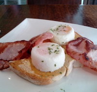 Dimarko's Off Centre Cafe - Accommodation Perth