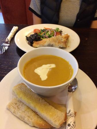 Shingle Inn - Perth Resorts 0