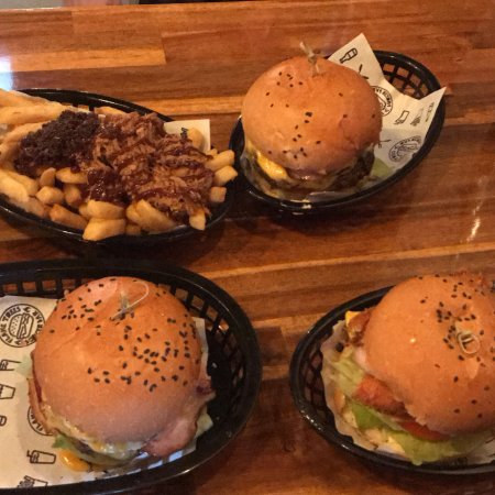 Flame Trees Burger Bar - Accommodation Perth 0
