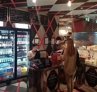 Huxtaburger - Accommodation Perth