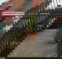 The Stables Gallery - Perth Resorts