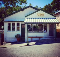 Gibsons Cafe  Larder - Accommodation Perth