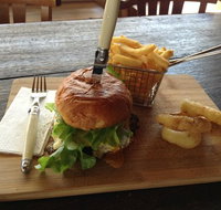 Doc Yarrum Cafe - Accommodation Perth