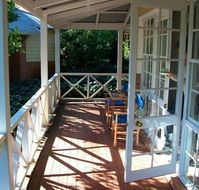 Two Sisters  A Chef - Accommodation Perth