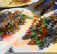 Cowboy Thai Dee Why Restaurant - Accommodation Perth