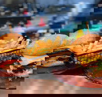 Hit Cafe Dee Why Grand - Accommodation Perth