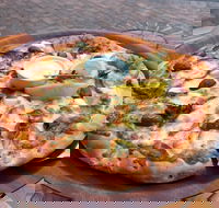 Salute Pizzeria  Restaurant - Perth Resorts