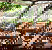 Blaxland Inn - Perth Resorts
