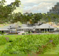 RidgeView RestaurantWines  Cottages - Perth Resorts