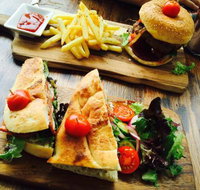 Monday Morning Cafe - Accommodation Perth