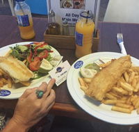 Fishbonez Cafe  Takeaway - Accommodation Perth