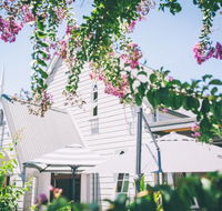 Cedar Bar  Kitchen - Accommodation Perth