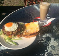 Robyn's Cafe - Perth Resorts