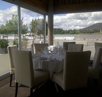 Water's Edge - Perth Resorts