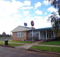 Goolgowi Ex- Servicemen's Memorial Club - Perth Resorts