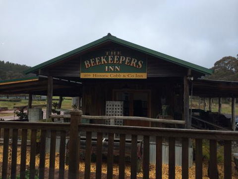 Beekeeper's Inn - Accommodation Perth 0