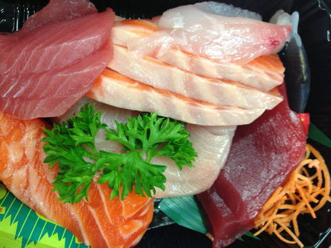 Claringbolds Sushi Bar - Accommodation Perth 0