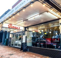 Bernie's Diner - Perth Resorts