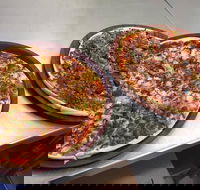 JC's Pizza - Curl Curl - Perth Resorts