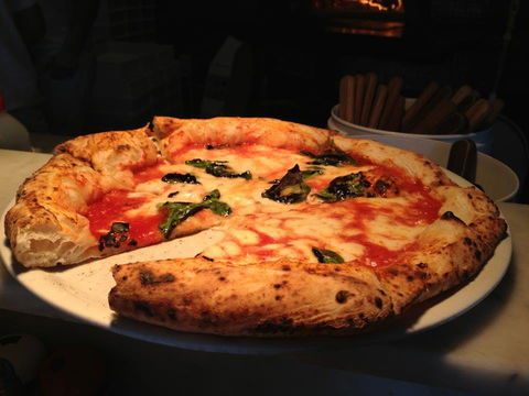 Via Napoli Pizzeria - Surry Hills - Accommodation Perth 0