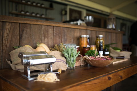Long Table Cafe - Accommodation Perth 2