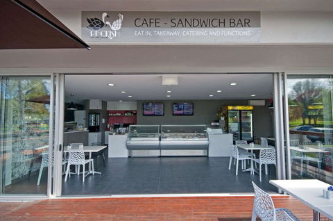 Peckish On The Park - Accommodation Perth 0