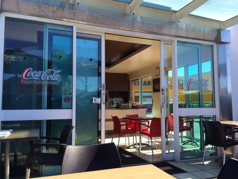 Pete's Upton St. Brasserie - Perth Resorts 0