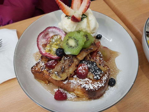 Houlihans - Accommodation Perth 0