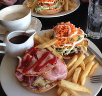 The Java Hut - Perth Resorts