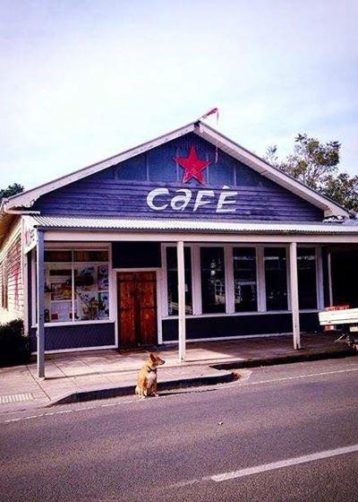 The Other Side Art Cafe - Perth Resorts 5