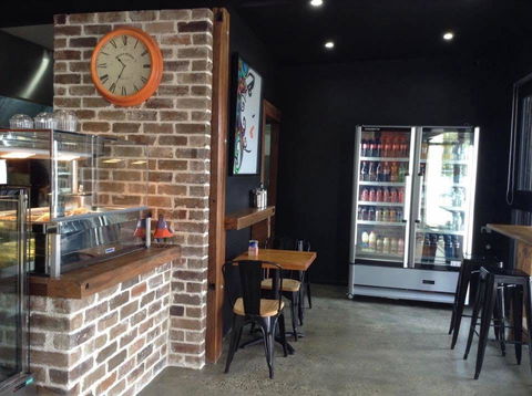 Alexanders Cafe - Accommodation Perth 0
