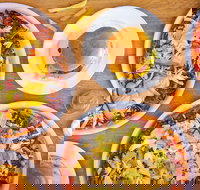 Base and Burger Mount Annan - Perth Resorts