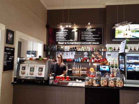 Helen's Coffee Lounge - Accommodation Perth 1