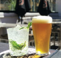 Hotel Sweeny's - Accommodation Perth