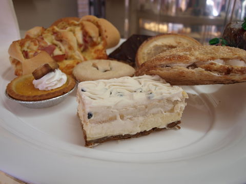 AJ's Hotbake - Accommodation Perth 2