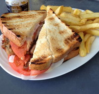 Peter's By The Sea