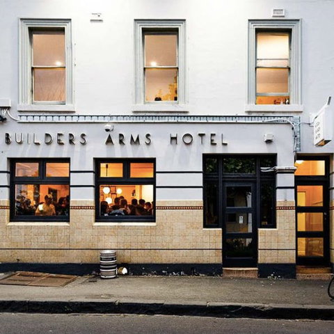 Fee Fee's Bar - Accommodation Perth 0