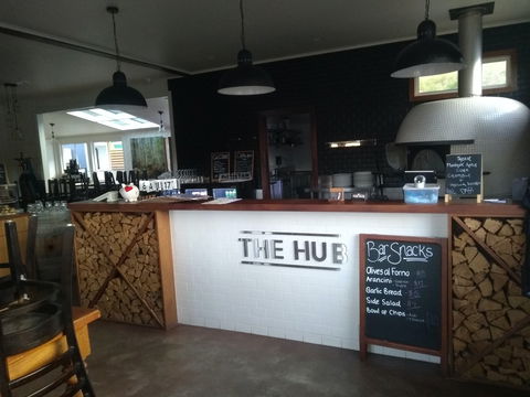 The Hub - Pizza And Beer - Perth Resorts 1