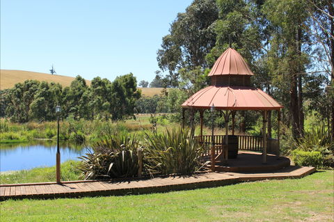 Djinta Djinta Winery - Accommodation Perth 1