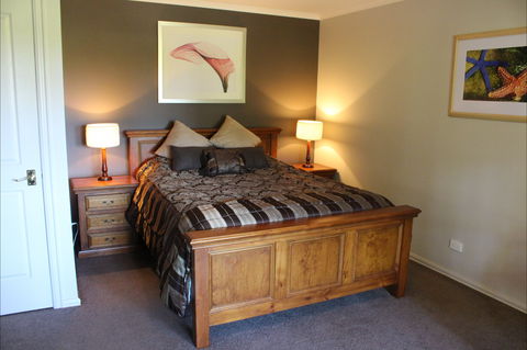 Djinta Djinta Winery - Accommodation Perth 2