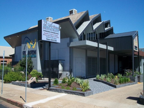 75 On Arthur At The Wellington Soldiers Memorial Club - Perth Resorts 0