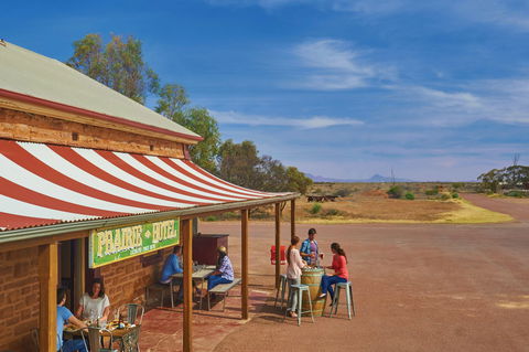 Prairie Hotel - Accommodation Perth 1