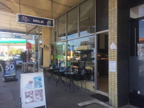 Trishes Lunch Stop - Perth Resorts 0