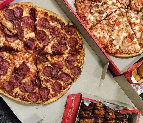 Pizza Hut - St Kilda - Accommodation Perth 0