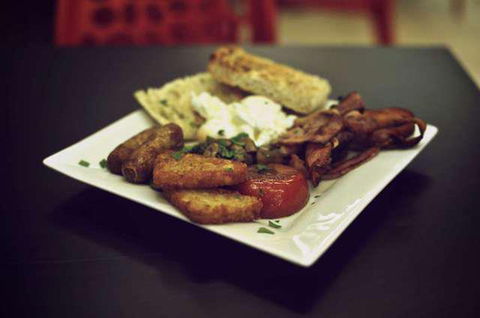 Vee's Cafe - Perth Resorts 0