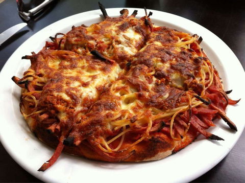 Age's Pizza Place - Accommodation Perth 0